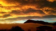 Am Morgen um kurz nach 7 Uhr – ein magischer, kurzer Moment; nicht mehr Nacht, noch nicht Tag. (Bild: Verena Vogt (Meierskappel, 6. November 2018))