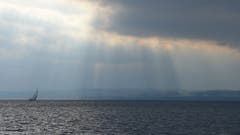 Die letzten eisernen Segler geniessen Ruhe, Wind und Wetter auf dem Bodensee! (Bild: Christian Herrmann)