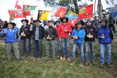 Die Bechergewinner der Sektion Nidwalden (von links): Patrick Fischer, Rolf Aschwanden, Martin Kaiser, Stefan Odermatt, Alois Müller, Koni Zimmermann, Martin Businger und Ferdinand Blättler. (Bild: Urs Hanhart, 7. November 2018)