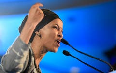 Ilhan Omar ist eine der zwei ersten Muslimas im Kongress. (Bild: AP/Hannah Foslien, St. Paul, 6. November 2018)