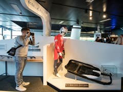Im Verkehrshaus Luzern gibt es am sofort eine neue Ausstellung mit dem Namen «Olympia Bob Run». (Bild: Alexandra Wey / Keystone (Luzern, 8. November 2018))