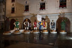 Karnöffelzunft präsentiert Fasnachts - Figuren aus Holz im Städtli Willisau. Bild: Corinne Glanzmann (Willisau, 27. Oktober 2018)