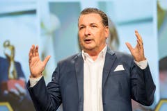 Hätte am liebsten allen sechs Nominierten einen Preis verliehen: Jurymitglied und Geschäftsführer des Raiffeisen Unternehmerzentrums (RUZ) Stefan Born.