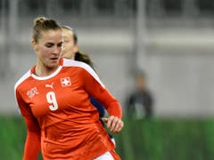Ana Maria Crnogorcevic hatte in der Abwehr viel zu tun (Bild: KEYSTONE/WALTER BIERI)