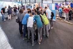 Bei den meisten Besuchern liegt der Fokus auf der Berufswahl. Doch die Zebi stellt auch 600 Weiterbildungsangebote vor. (Bild: Pius Amrein, 8. November 2018)