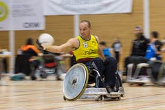 Ferdie Brendle von den Rolling Rhinos zeigt eine perfekte Ballannahme. (Bild: Roger Grütter (Nottwil, 8. Dezember 2018))