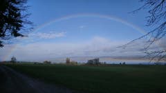 Regenbogen über dem Untersee. (Bild: Roland Blaser)