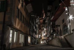 Zuger Altstadt bei Nacht (Bild: Valentin Burkart (Zug, 9. Januar 2018))