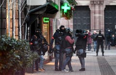 Die Stadt ist im Ausnahmezustand. (Bild: EPA/Patrick Seeger)