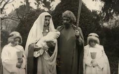 Obwohl es während des Krieges vor allem an kräftigen Männerstimmen fehlte, fand das Sternsingen immer statt und spendete den Luzernern Trost – so auch 1945 kurz nach Ende des Krieges. (Bild: Chronik der Sternsinger (Stadtarchiv/D131))