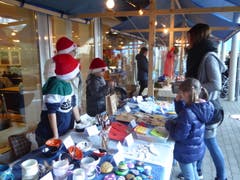 Adventsmarkt im «Solino» in Bütschwil. (Bild: Beat Lanzendorfer, 07.12.2018)