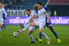 Blessing Eleke, Mittelstürmer, Note 4Spielt Vargas vor dem 1:0 frei, agiert teils zu eigensinnig – und ist später am Flügel wirkungslos. (Bild: Martin Meienberger / Freshfocus (Luzern, 16. Dezember 2018))