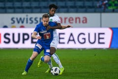 Christian Schwegler, rechter Verteidiger, Note 4,5Mit generösem Einsatz am Werk. Ab der 70. Minute trägt der Ettiswiler die Captainbinde für Schürpf. (Bild: Martin Meienberger / Freshfocus (Luzern, 16. Dezember 2018))
