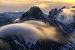 Die Nebelwelle zwischen Staubern und Saxerlücke (Bild: Marc Bollhalder)