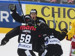Das elfte Tor des Abends war das entscheidende: Jani Lajunen jubelt über Luganos Siegtor in der Verlängerung (Bild: KEYSTONE/TI-PRESS/ALESSANDRO CRINARI)