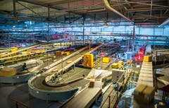 Paketzentrum Frauenfeld läuft an Weihnachten auf Hochtouren. (Bild: Andrea Stalder)