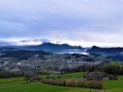 Trotz Wolken am Himmel hat man eine wunderbare Aussicht auf Horw und den Vierwaldstättersee. (Urs Gutfleisch (23. Dezember 2018))