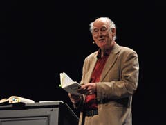 Franz Hohler trat nochmals im Theater Uri auf. (Bild: Urs Hanhart, 20.11.2018)