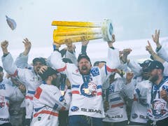Der Abschied einer Legende: Der Schweizer Rekord-Internationale Mathias Seger beendete seine eindrückliche Karriere mit dem sechsten Meistertitel mit den ZSC Lions (Bild: KEYSTONE/TI-PRESS/ALESSANDRO CRINARI)
