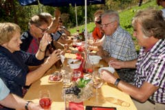 30. September: Entlang des Trübliwegs in Sax und Frümsen wird das traditionelle Winzerfest gefeiert. Bild: Heidy Beyeler