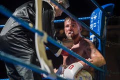 Boxing Day in der Bodensee-Arena in Kreuzlingen: Szenen vom Kampf Evgeny Shvedenko (Russland, blaue Handschuhe) gegen Roman Sharupa (Ukraine, weisse Handschuhe).