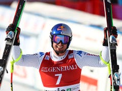 Dominik Paris jubelt im Ziel von Bormio - dritter Abfahrtssieg nach 2012 und letztem Winter (Bild: Marco Trovati / AP)