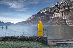 Zwar bleibt die Sonne im Winter häufig weg, aber dank der Berge auch der Nebel. (Bild: Michel Canonica)