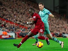 Stephan Lichtsteiner tat sich wie die gesamte Arsenal-Mannschaft schwer und agierte vor dem 1:1-Ausgleich unglücklich (Bild: KEYSTONE/EPA/PETER POWELL)