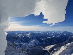 Vereiste Aussicht vom Säntis (Bild: Daniel Meuli)