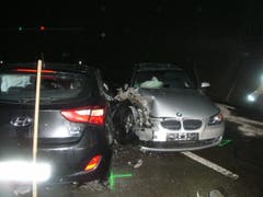 Gurtnellen - 31. DezemberEin Geisterfahrer ist auf der Autobahn A2 mit einem korrekt entgegenkommenden Auto zusammengeprallt. Verletzt wurde glücklicherweise niemand. Beide Atemalkoholproben fielen negativ aus.