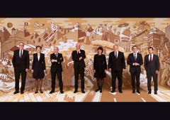 2018 (von links): Guy Parmelin, Simonetta Sommaruga, Ueli Maurer, Bundespräsident Alain Berset, Doris Leuthard, Johann Schneider-Ammann, Ignazio Cassis, Bundeskanzler Walter Thurnherr.