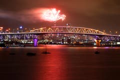 Neuseeland: Ein Feuerwerk in Auckland. (Bild: Phil Walter/Getty)