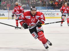 Zach Boychuk erzielte das Game-Winning-Goal im Final vor einem Jahr gegen die Schweizer Nationalmannschaft. Im Penaltyschiessen hätte Boychuk das Turnier für Kanada wieder gewinnen können. Stattdessen musste er sich mit der Center-Position im All-Star-Team begnügen (Bild: KEYSTONE/SPENGLER CUP/GIAN EHRENZELLER)