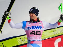 Thomas Tumler bejubelt seinen Coup in Beaver Creek (Bild: KEYSTONE/FR37383 AP/NATHAN BILOW)