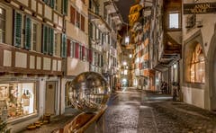 Weihnachtsbeleuchtung Zuger Altstadt. (Bild: Daniel Hegglin (Zug, 3. Dezember 2018))
