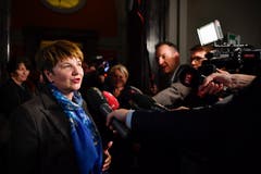 Die neugewählte Bundesratin Viola Amherd spricht zu den Medien. (Bild: KEYSTONE/Anthony Anex)