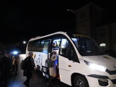 Früh aufstehen: Der Fanbus von Altdorf nach Bern fährt pünktlich um 5.15 Uhr ab. (Bild Florian Arnold)