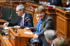 Viola Amherd erklärt Annahme der Wahl zum 118. Mitglied des Bundesrates. (Bild: Keystone)