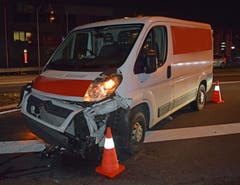 Im Lieferwagen wurde niemand verletzt. (Bild: Luzerner Polizei)