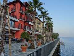 Sehr schöne Uferpromenade zum Spazieren in Brissago (Bild: Josef Müller (Brissago, 6. Dezember 2018))