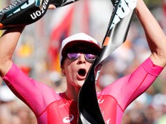 Daniela Ryf triumphierte zum vierten Mal in Folge an der Ironman-WM auf Hawaii und blieb 2018 ungeschlagen (Bild: KEYSTONE/FRE 132414 AP/MARCO GARCIA)