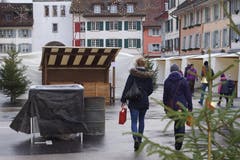 Die Marktstände am Christkindli Märt in Willisau bleiben am Sonntag geschlossen. (Bilder: Hannes Bucher (Willisau, 9. Dezember 2018))