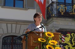 Die Gäste aus Altdorf bei Nürnberg spielten an der Bundesfeier eine Szene aus Schillers "Wallenstein". (Bild: Markus Zwyssig / Neue UZ)