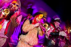 Guggenmusik Philos Hofdere (Bild: Dominik Wunderli / Neue LZ)