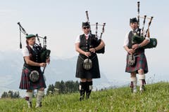 Auf dem Bild zu sehen sind Mitglieder der Ambassador Pipes und Drums. (Bild: Pius Amrein (Neue LZ))