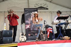 Seenachtsfest Lungern: Stimmung mit Country-Music (Bild: Robert Hess / Neue OZ)