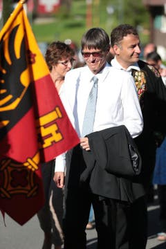 Karl Vogler, Obwaldner Nationalrat beim Festzug zum Festareal. (Bild: Roger Zbinden / Neue NZ)