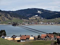 Noch besteht dieses Willerzeller- Viadukt in Einsiedeln, ob es jemals zu einer Sanierung kommt, steht offenbar noch in den Sternen. (Bild: Margrith Imhof-Röthlin)