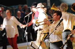 Das Aliev Bleh Orchester (immigrierte Volksmusik aus dem Balkan). (Bild: Urs Hanhart / Neue UZ)