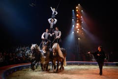 Chanel Marie Knie und die Brüder Errani (Bild: PD / Katja Stuppia, Circus Knie)